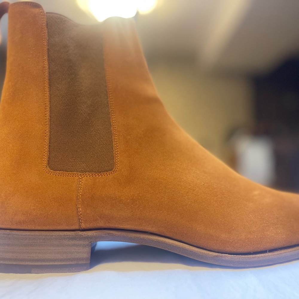 NWOT *STUNNING* Men’s Fugashin Handmade Cognac size 12 Suede Chelsea boots. - Picture 8 of 8